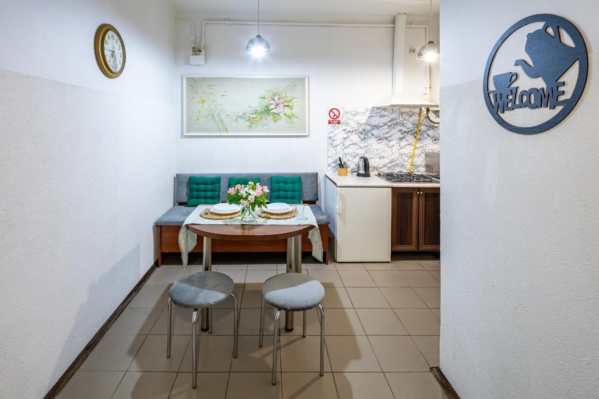 Complex Of Central Apartments 利沃夫 外观 照片